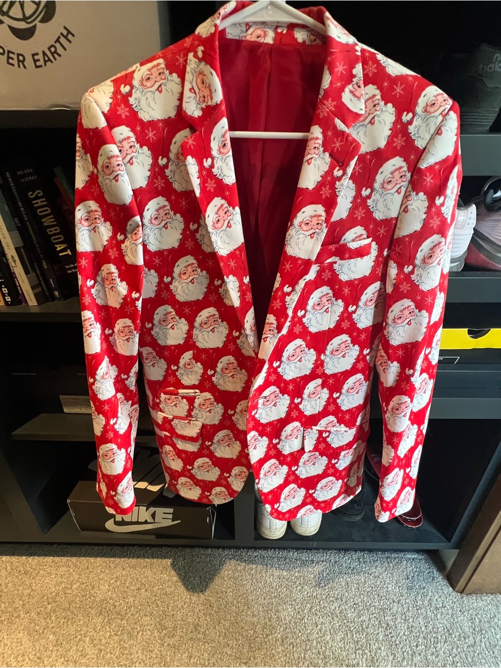 Red Santa Print Holiday Blazer - Men's Festive Sport Coat
